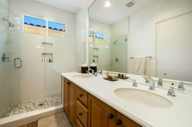 $1,300,000 | 440 Gold Canyon Drive, Palm Desert, CA 92211