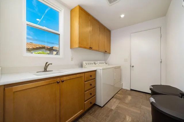 $1,300,000 | 440 Gold Canyon Drive, Palm Desert, CA 92211