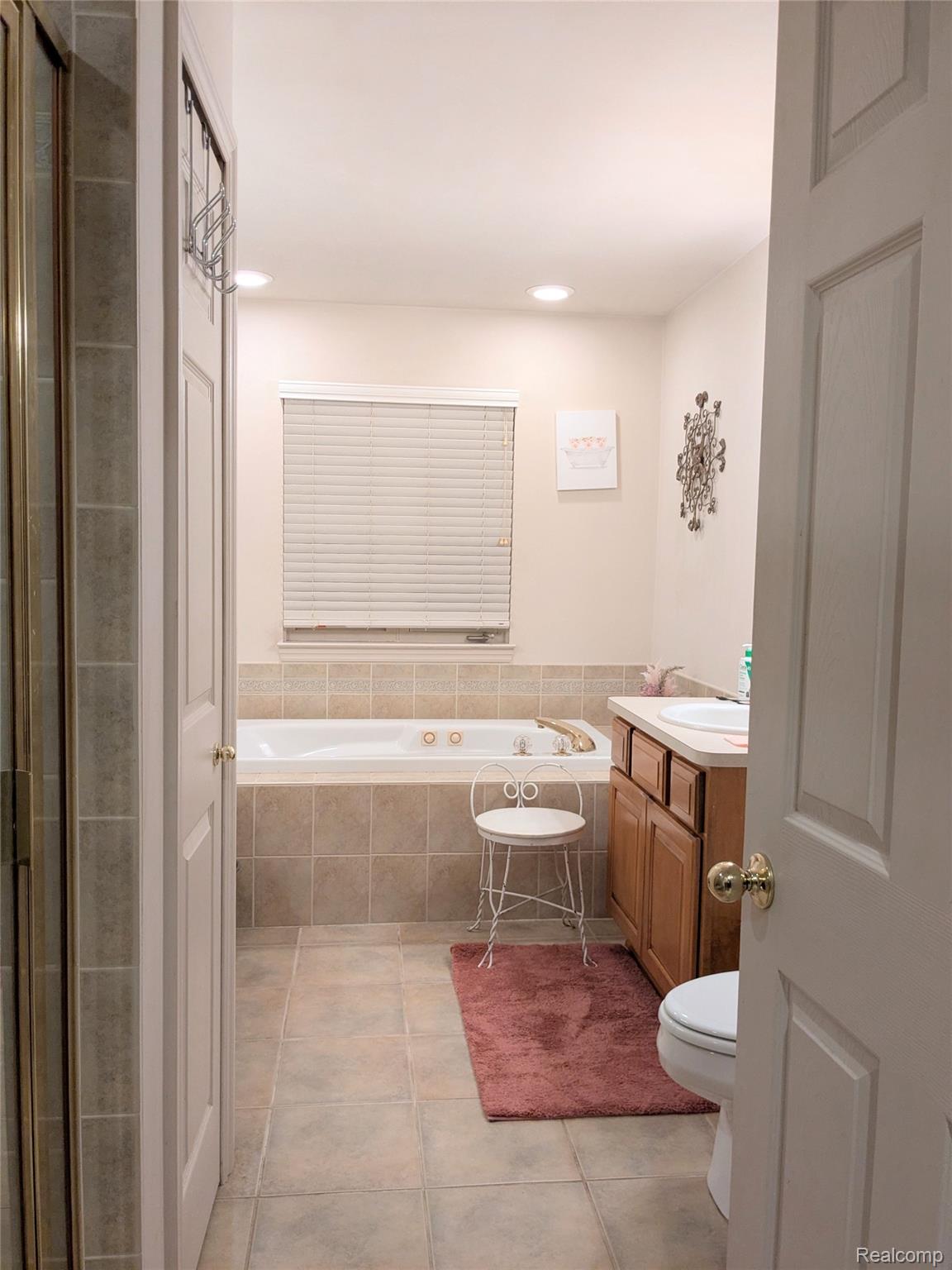 23233 30 Mile Road Ray, MI 48096 - Photo 22 of 73 Primary Bathroom