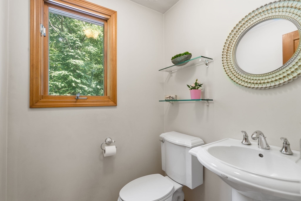 134 Middle Road Southborough, MA 01772 - Photo 15 of 41 Gallery Image 15