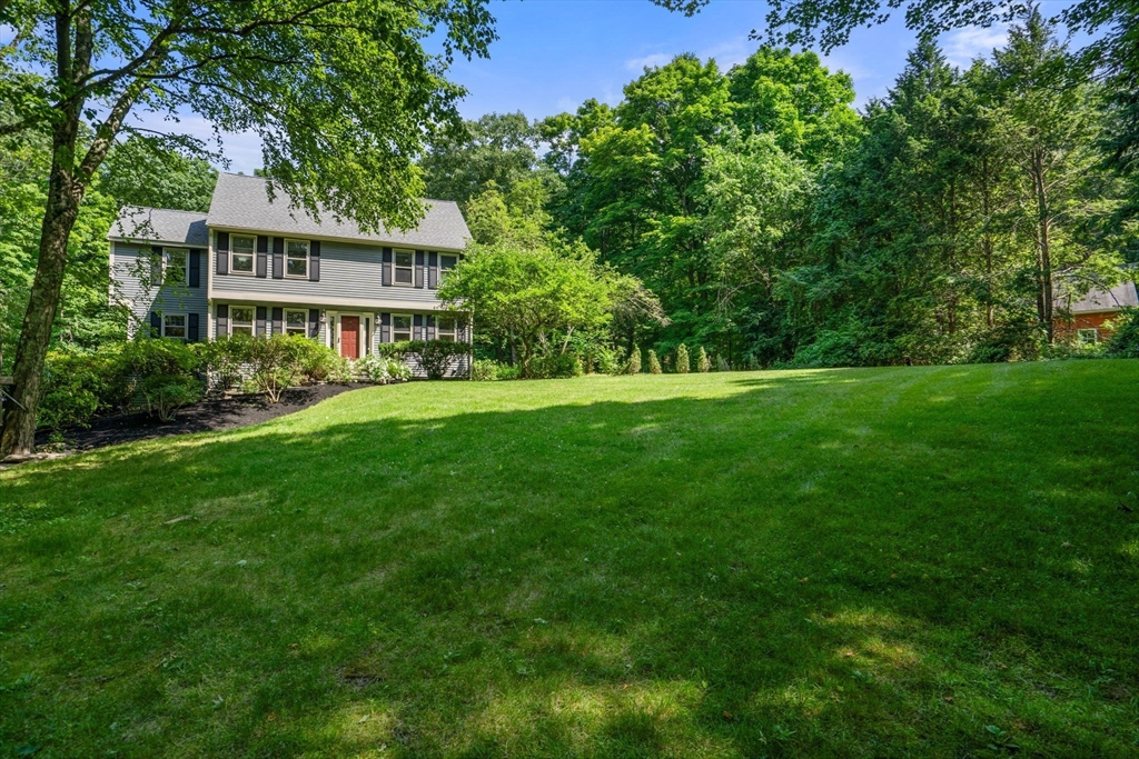 134 Middle Road Southborough, MA 01772 - Photo 2 of 41 Gallery Image 2