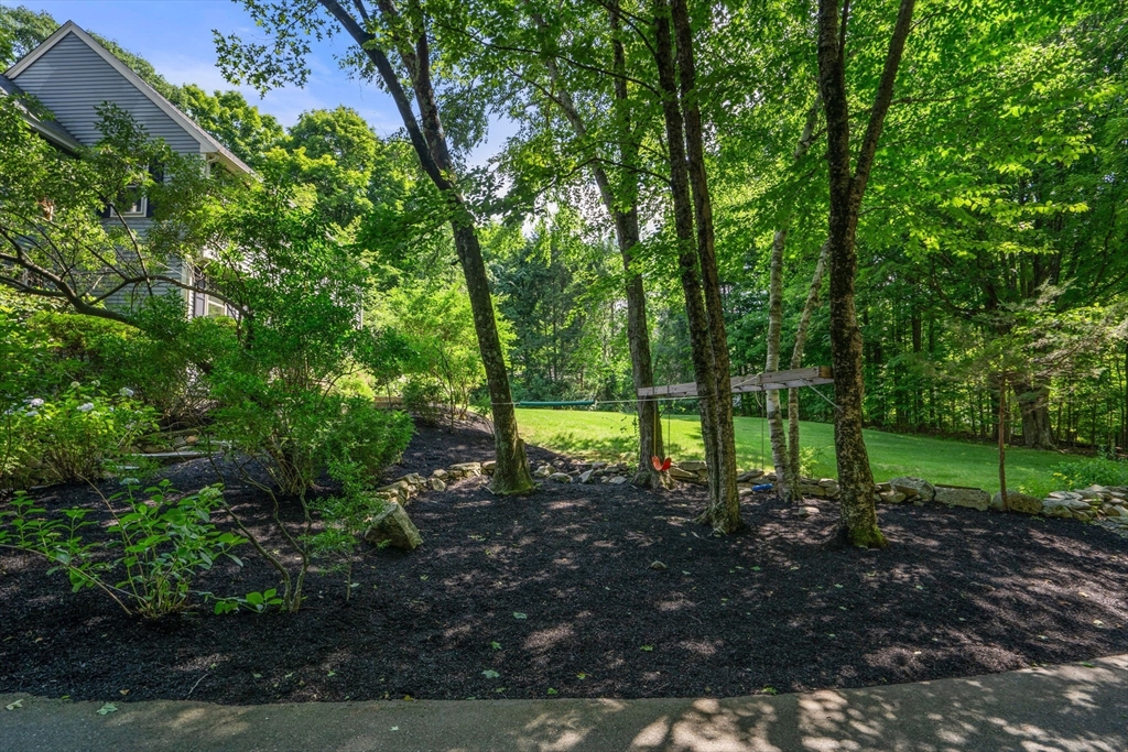 134 Middle Road Southborough, MA 01772 - Photo 37 of 41 Gallery Image 37