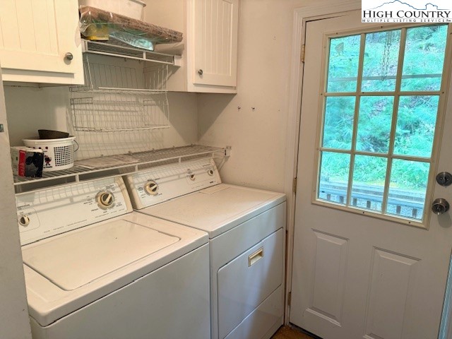 1269 Howell Road Lansing, NC 28643 - Photo 21 of 34 a utility room with dryer and washer