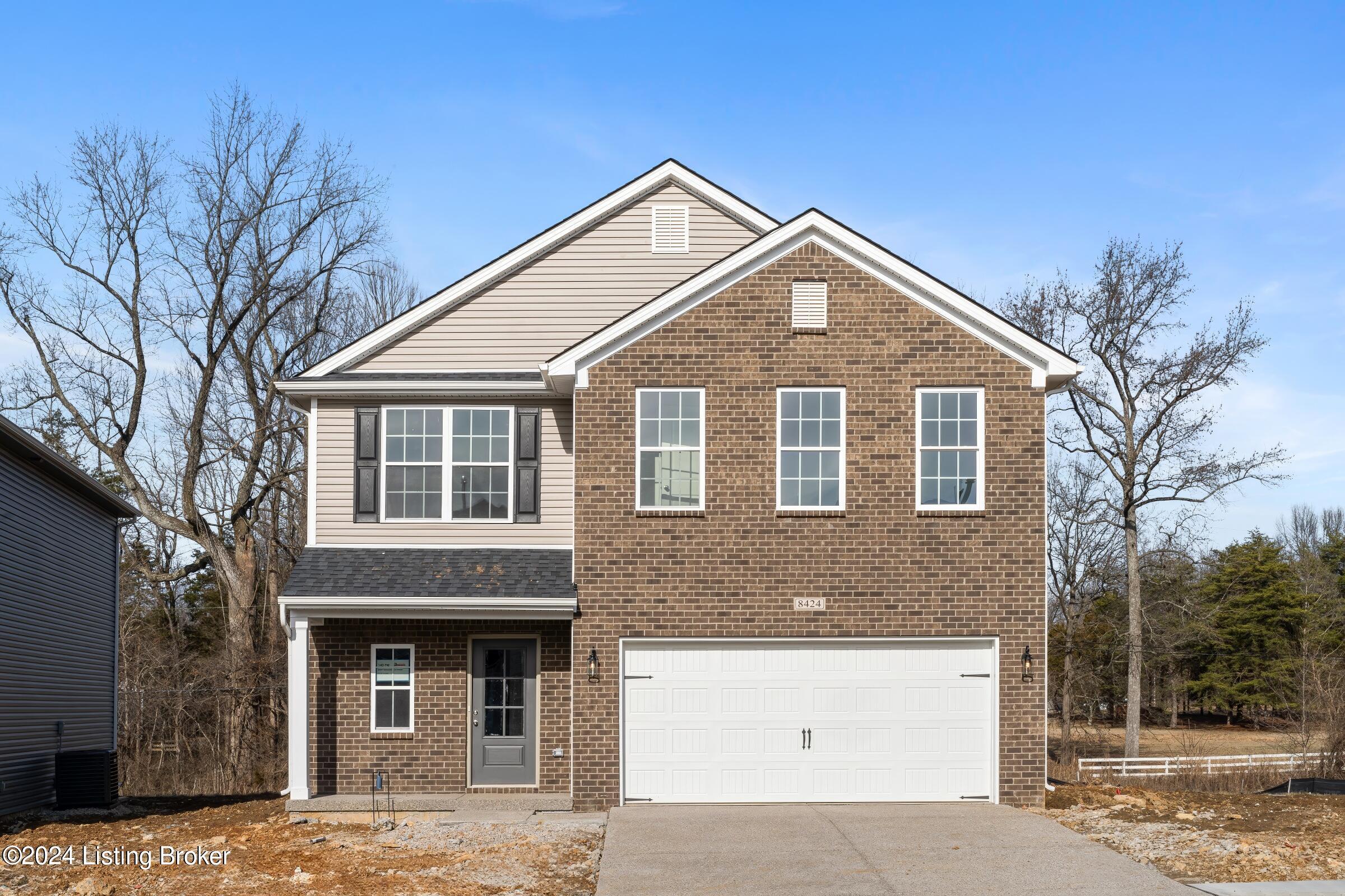 8424 Gateway Run Road Louisville, KY 40229 - Photo 1 of 31 8424 Gateway Rn Rd-1