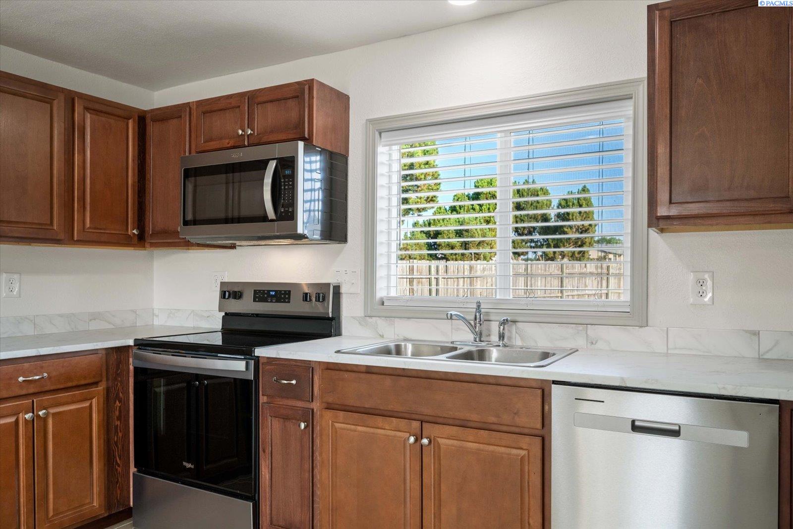 2320 West Frontage Road Pasco, WA 99301 - Photo 19 of 41 Gallery Image 19