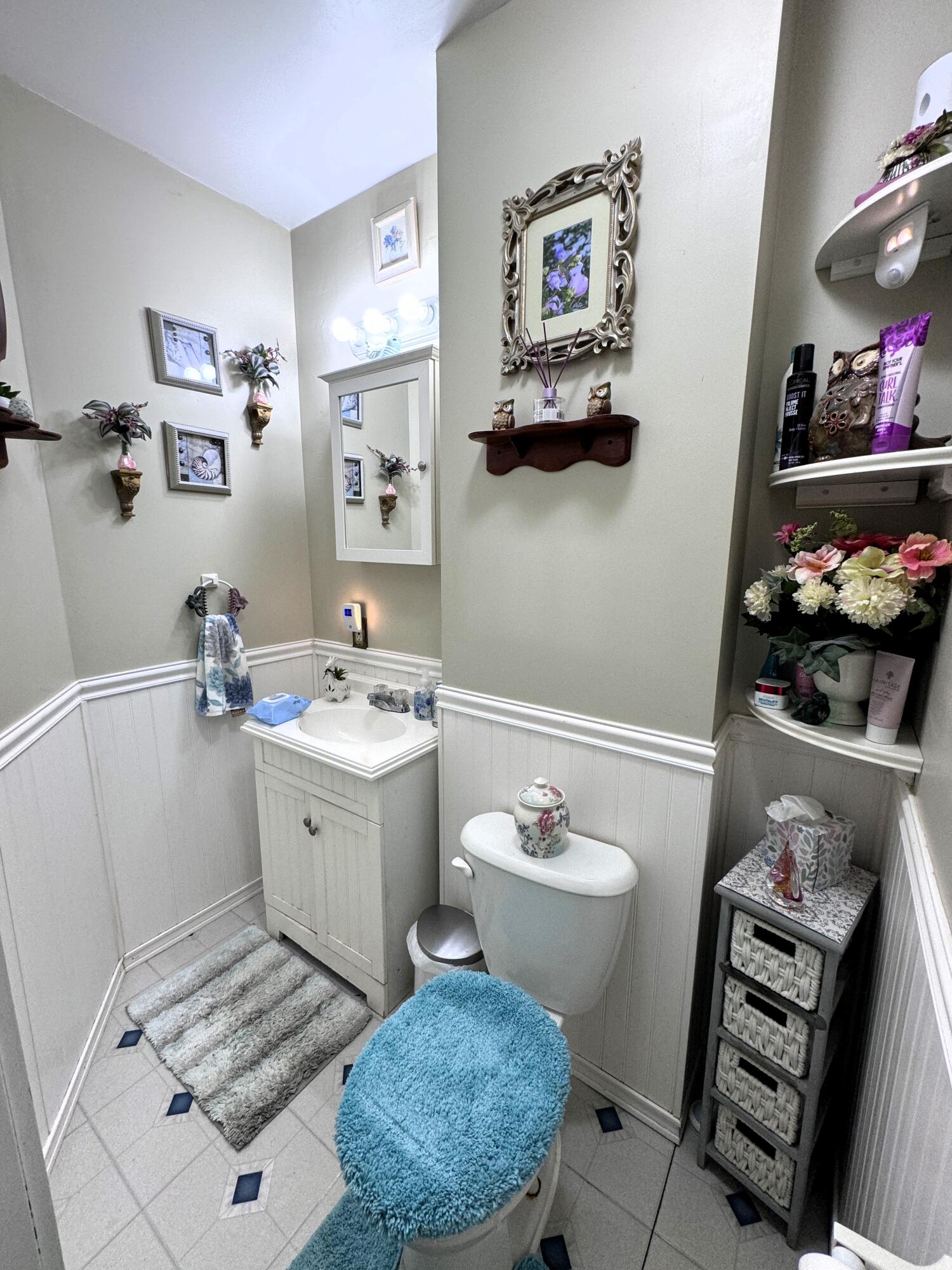 8 Shipyard Road Friendship, ME 04547 - Photo 8 of 40 First Floor Half Bath