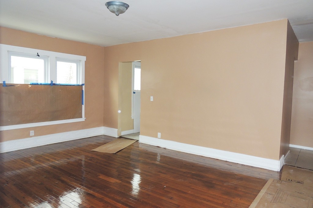 280-282 Wilbraham Road Springfield, MA 01109 - Photo 6 of 14 Gallery Image 6