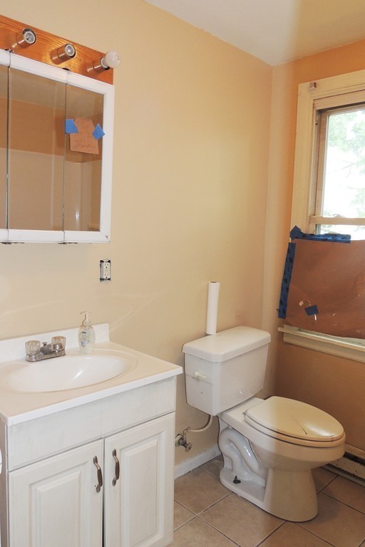 280-282 Wilbraham Road Springfield, MA 01109 - Photo 9 of 14 Gallery Image 9