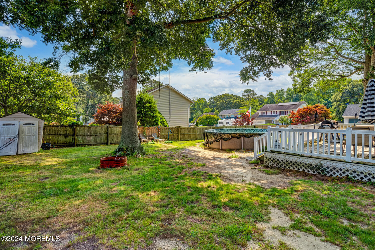 27 Cedarbrook Lane Little Egg Harbor, NJ 08087 - Photo 3 of 24 A7I07412 3 4 5 6-003-009-1500x1000