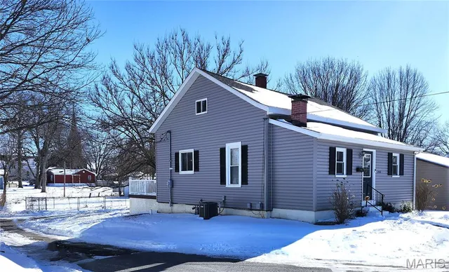 $174,000 | 206 Westwood Drive, O'Fallon, IL 62269