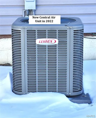 $174,000 | 206 Westwood Drive, O'Fallon, IL 62269