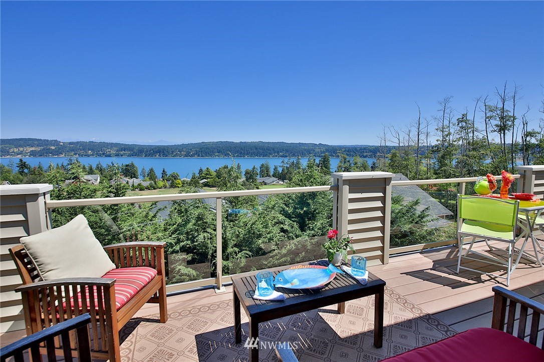 4913 Breezefair Road Freeland, WA 98249 - Photo 2 of 25 Gallery Image 2