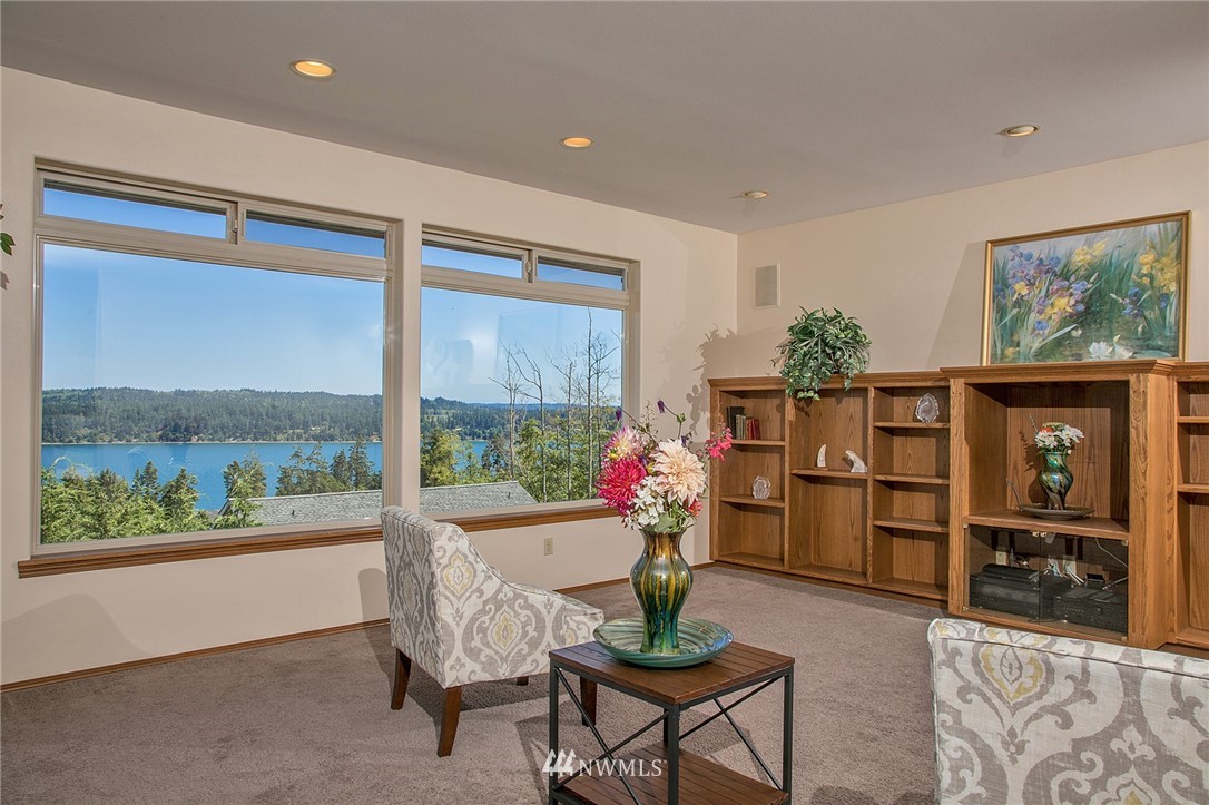 4913 Breezefair Road Freeland, WA 98249 - Photo 6 of 25 Gallery Image 6
