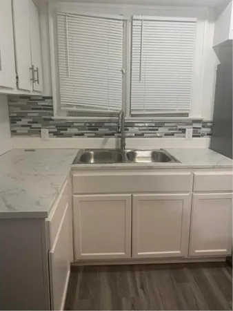 $985 | 17139 Prairie Street, Detroit, MI 48221