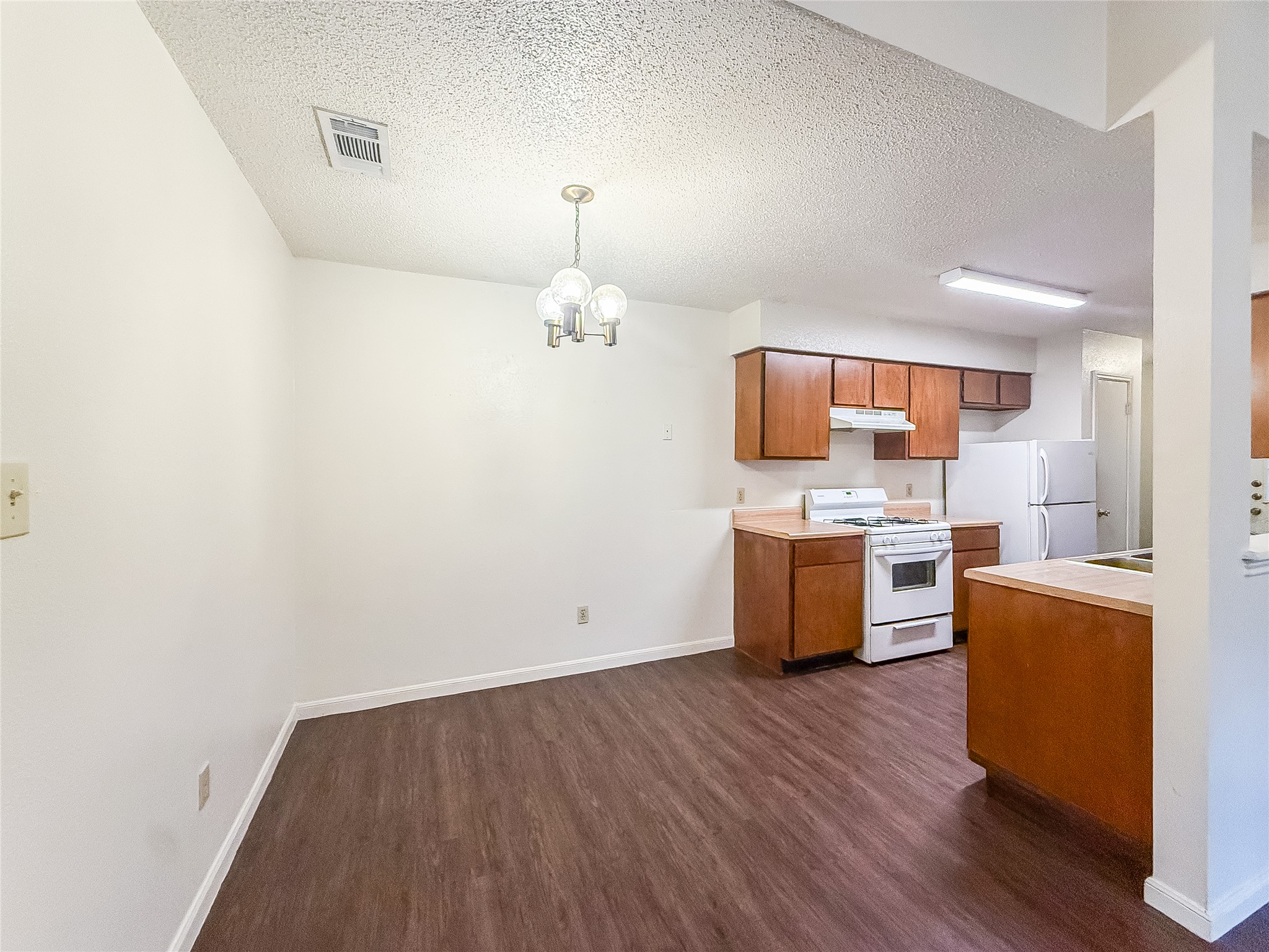 2014 Alex Avenue, Unit B Austin, TX 78728 - Photo 8 of 24 Dinning Room