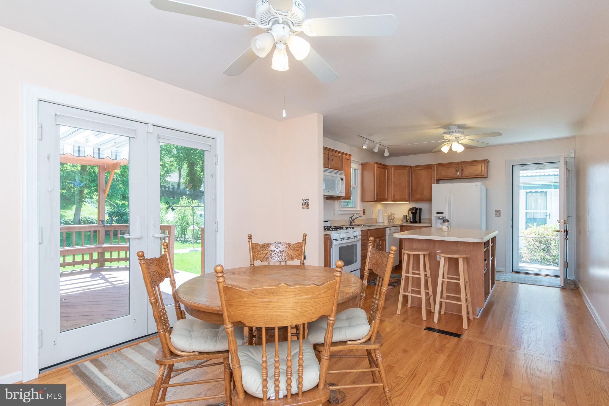 9711 Uxbridge Road Baltimore, MD 21234 - Photo 17 of 39 Dining Room