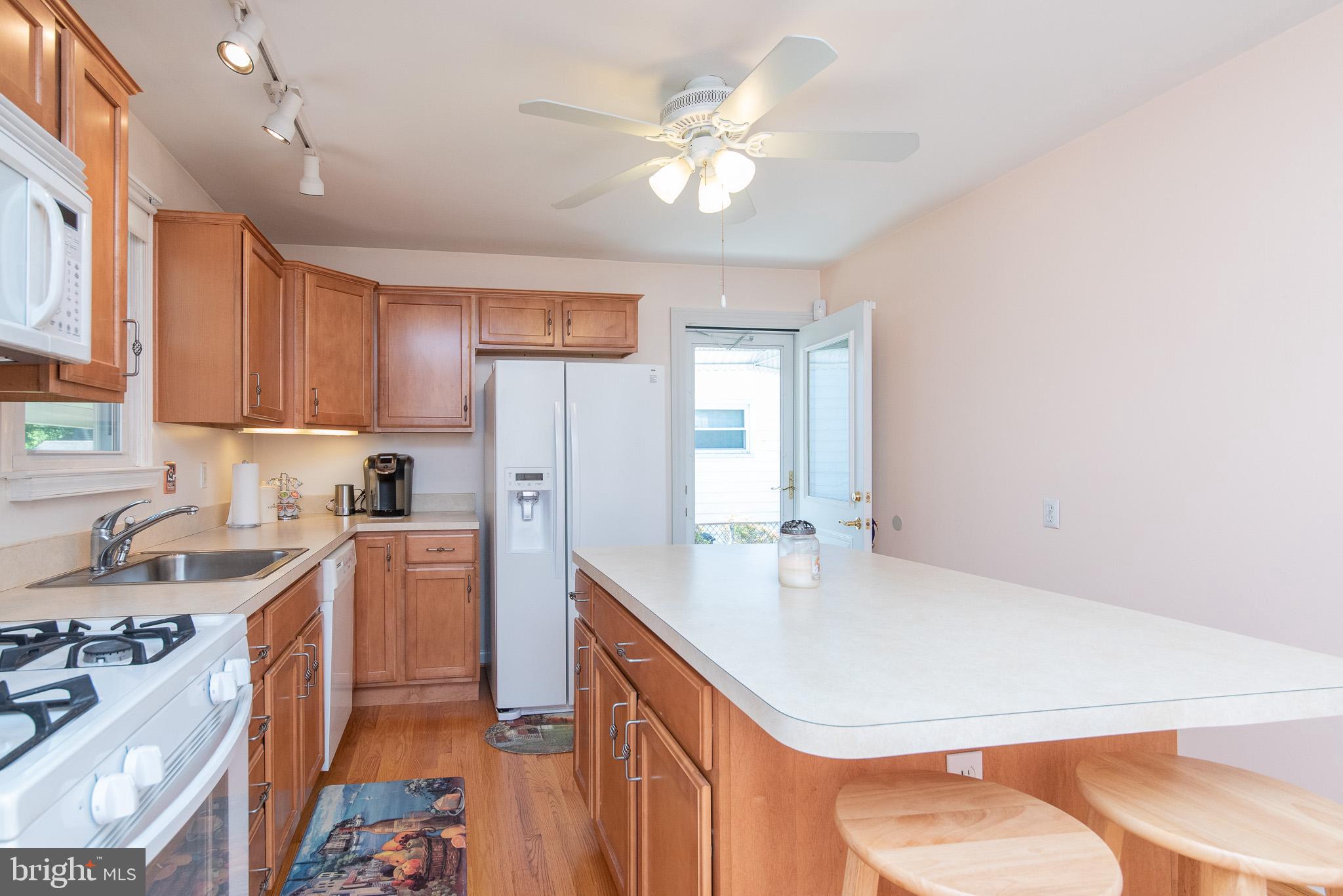 9711 Uxbridge Road Baltimore, MD 21234 - Photo 10 of 39 Kitchen