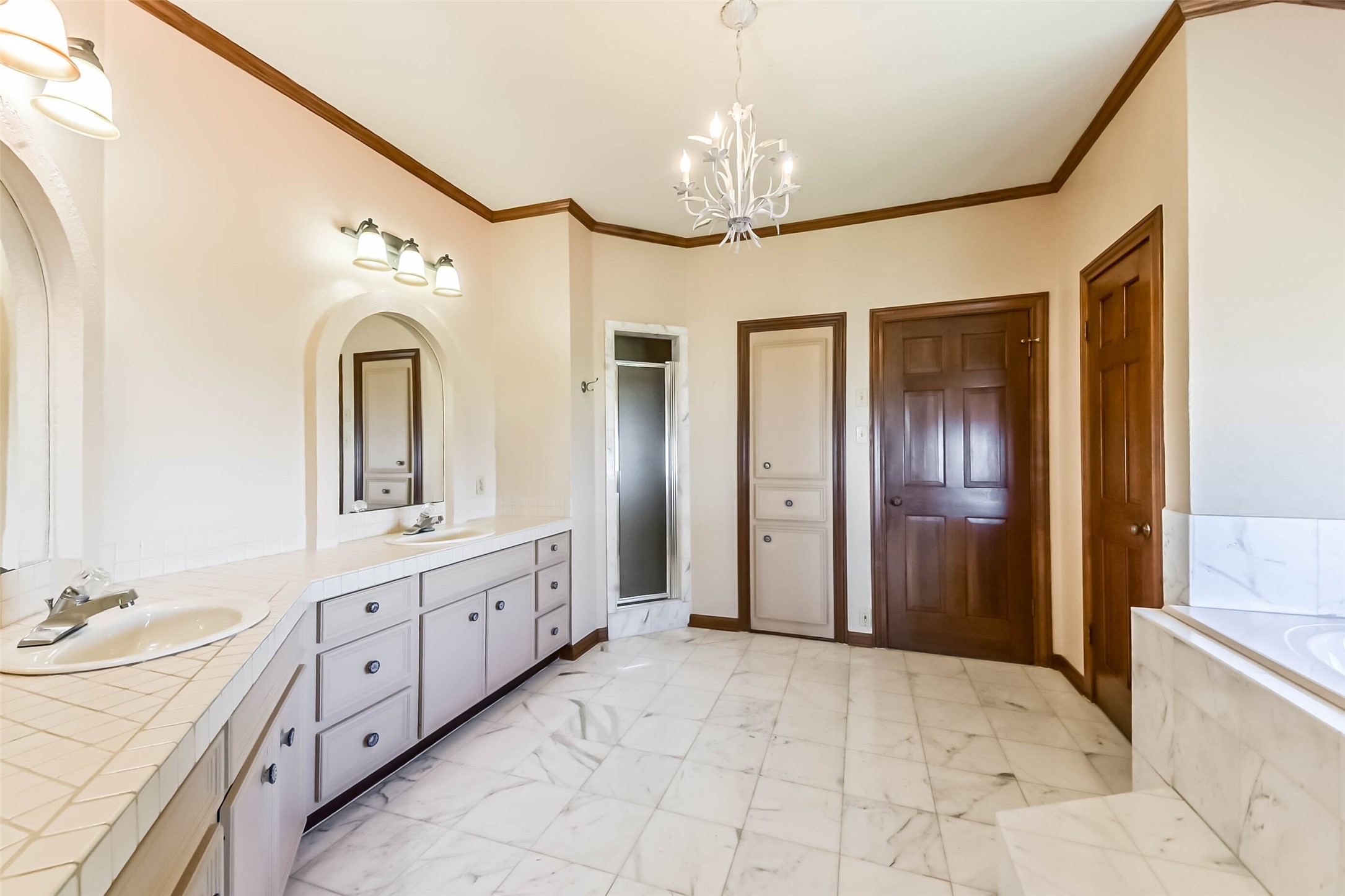 111 Bayridge Road La Porte, TX 77571 - Photo 38 of 50