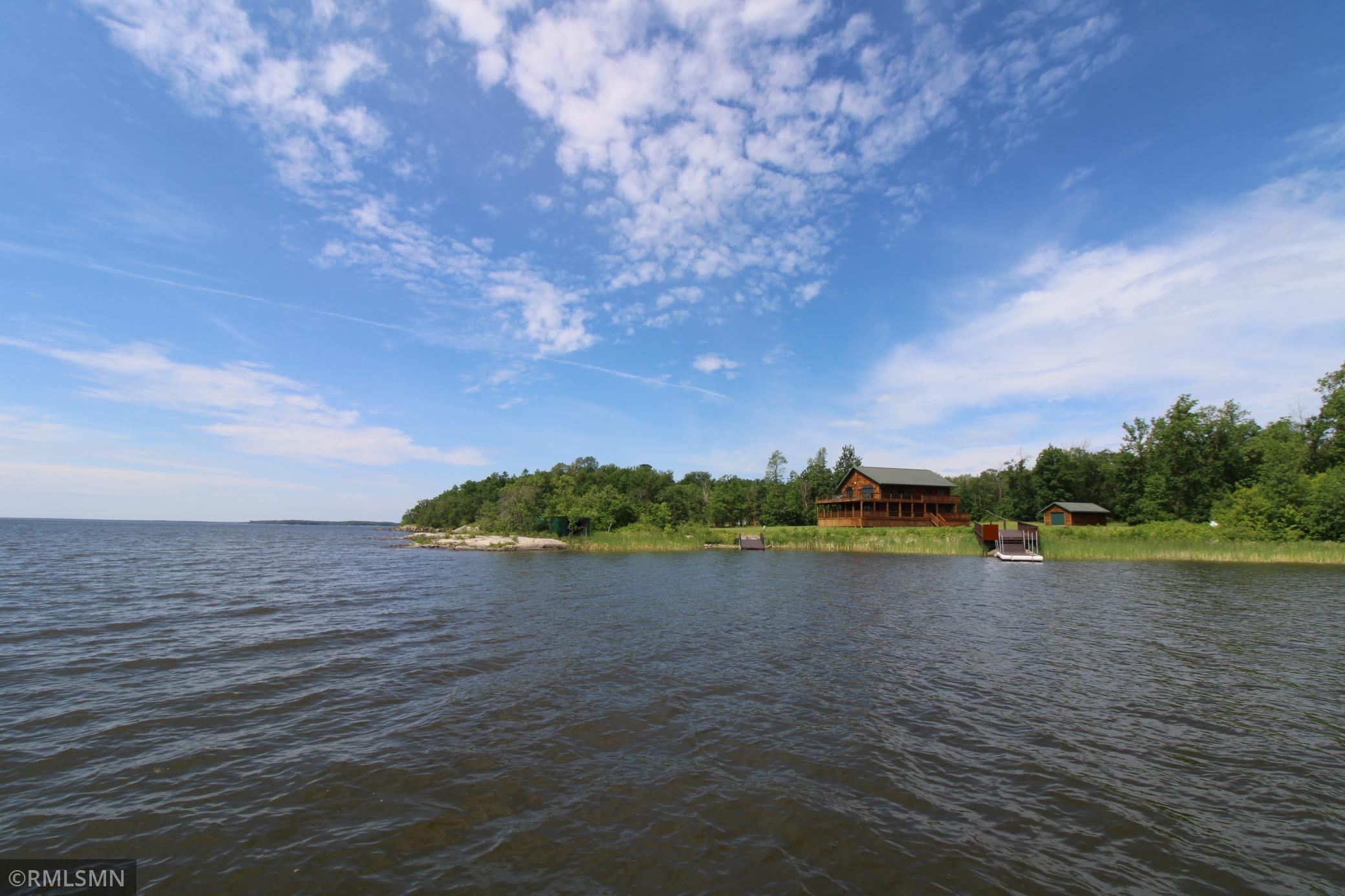 1526 Flag Island Angle Inlet, MN 56711 - Photo 5 of 44