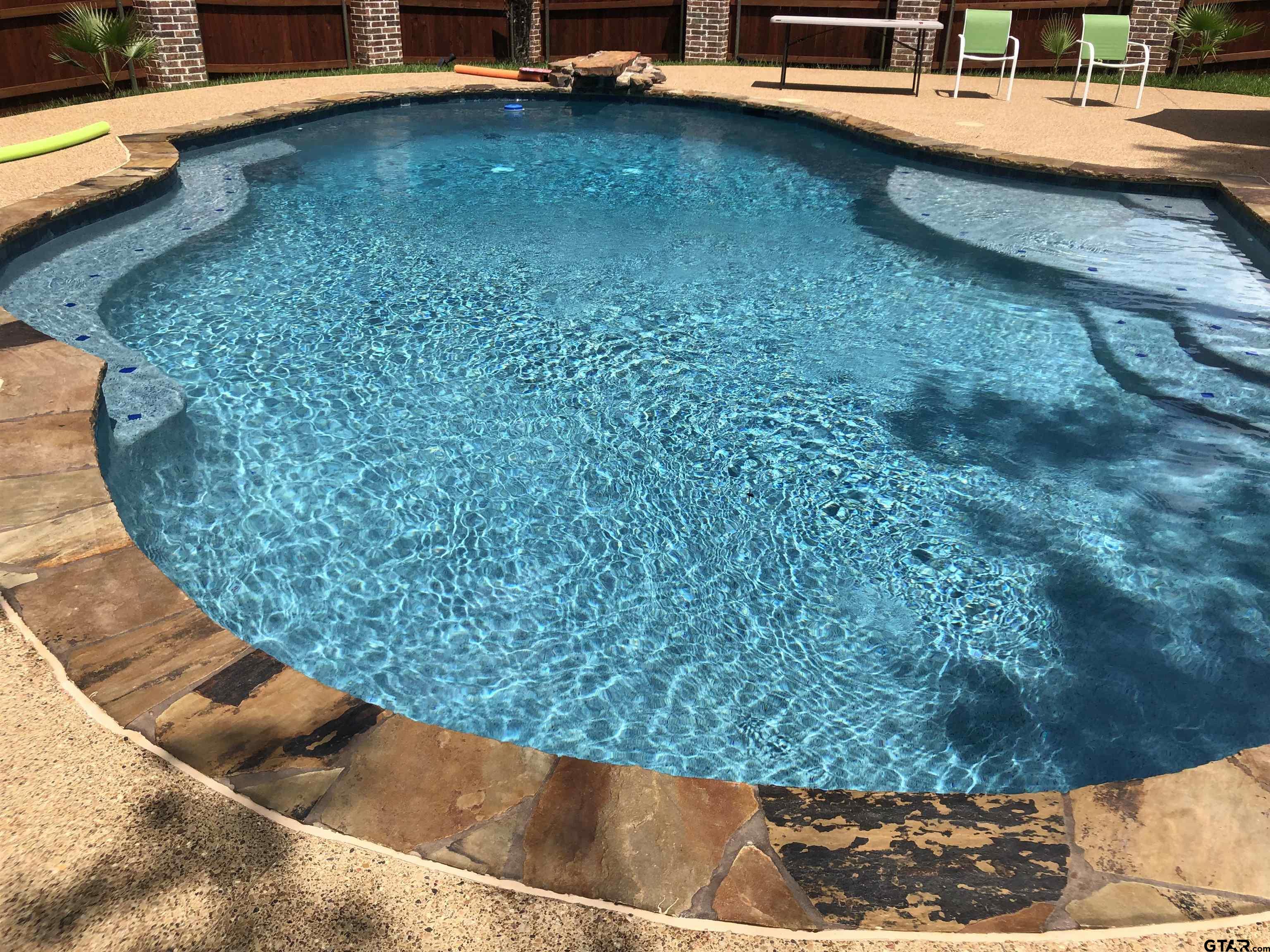 2008 Longview Drive Henderson, TX 75652 - Photo 23 of 27