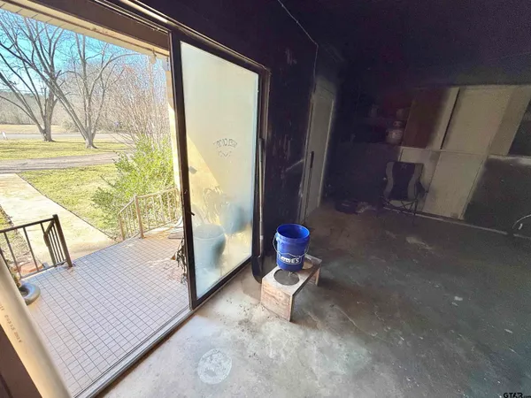 $269,000 | 2008 Longview Drive, Henderson, TX 75652