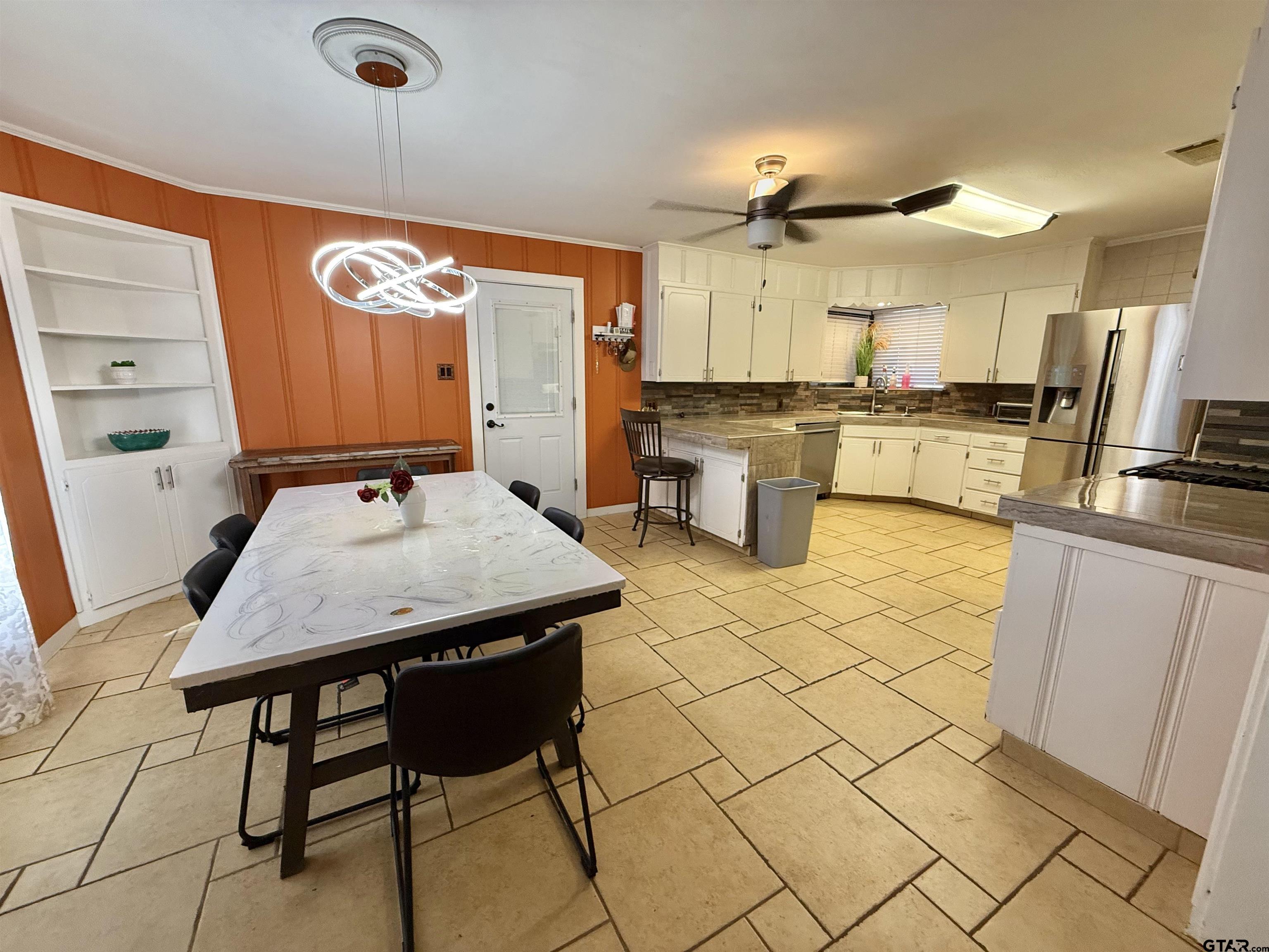 2008 Longview Drive Henderson, TX 75652 - Photo 6 of 27