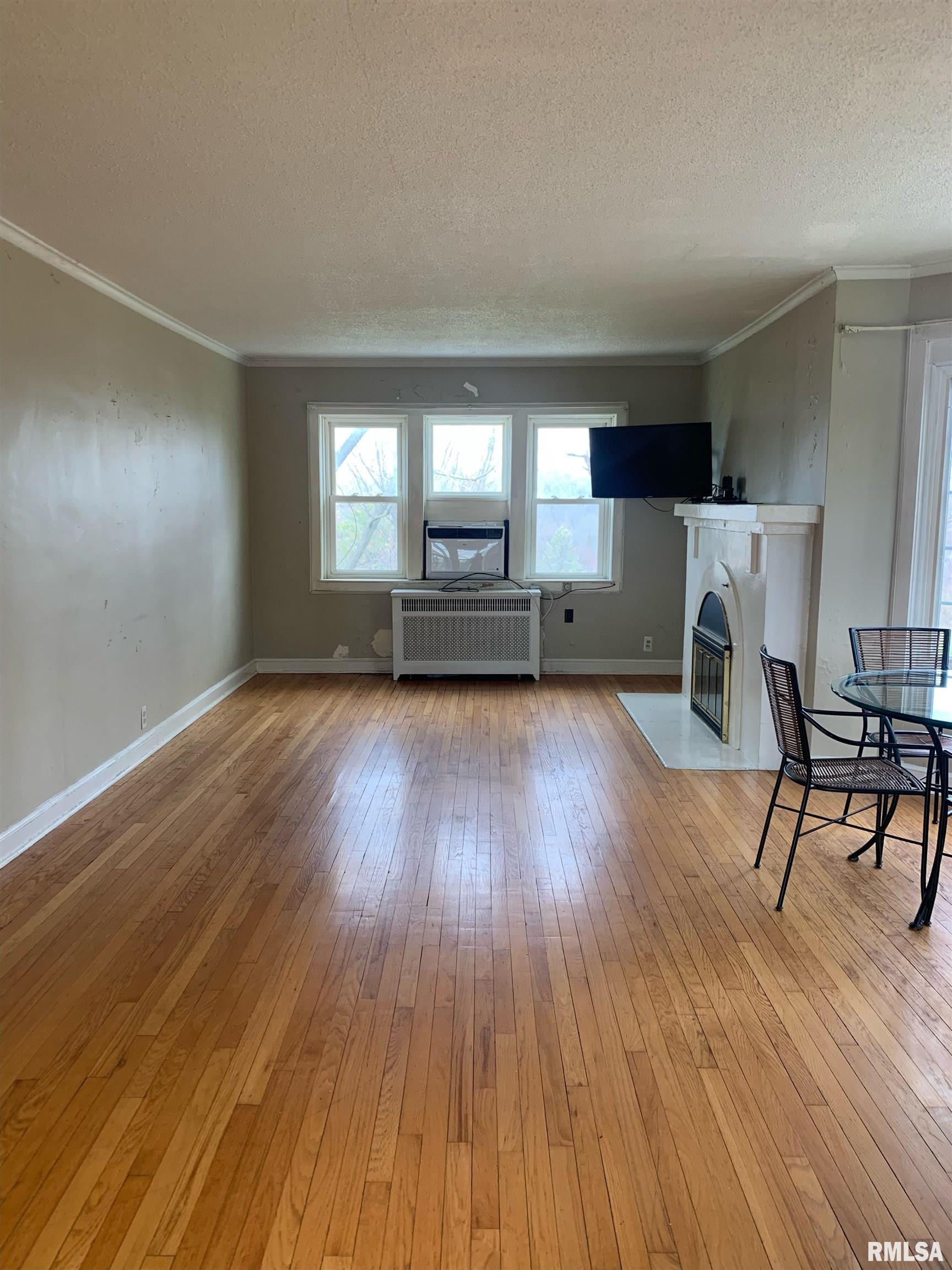 2 Breezy Point Road, Unit 2 Clinton, IA 52732 - Photo 24 of 29 Gallery Image 24