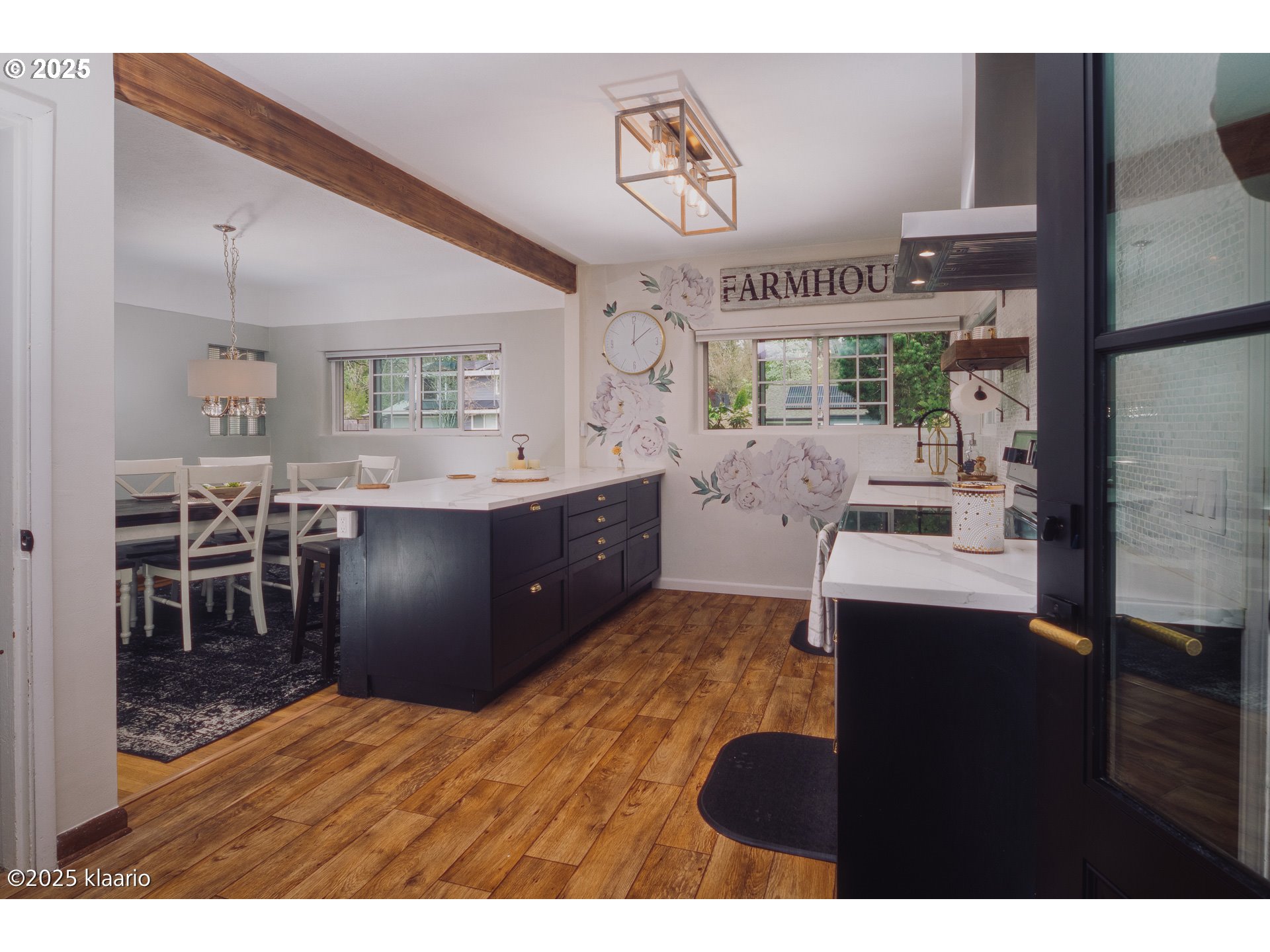 8510 Southwest Cedarcrest Street Portland, OR 97223 - Photo 12 of 48 Gallery Image 12