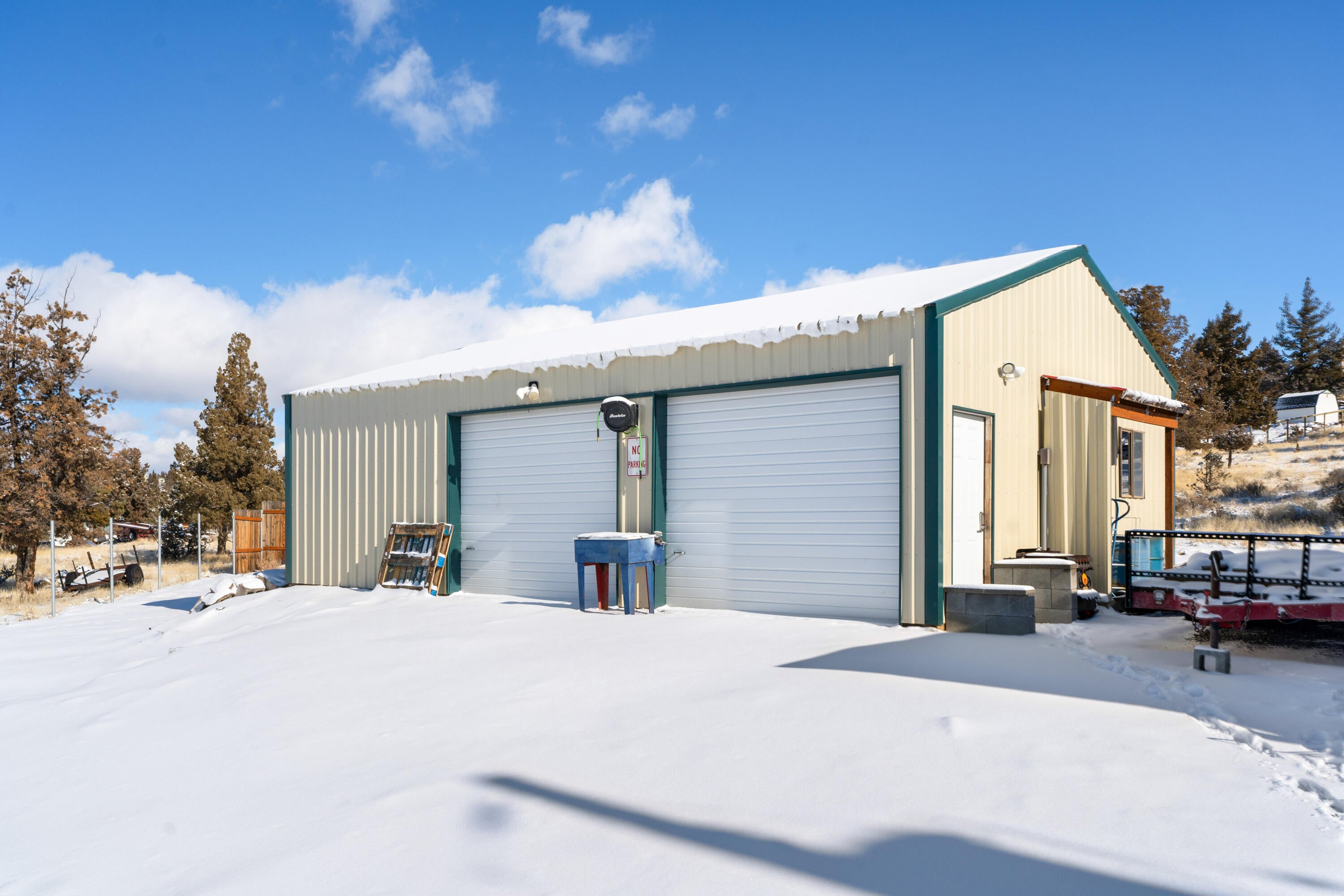 8588 Southwest Shad Road Terrebonne, OR 97760 - Photo 5 of 46 07-Exterior