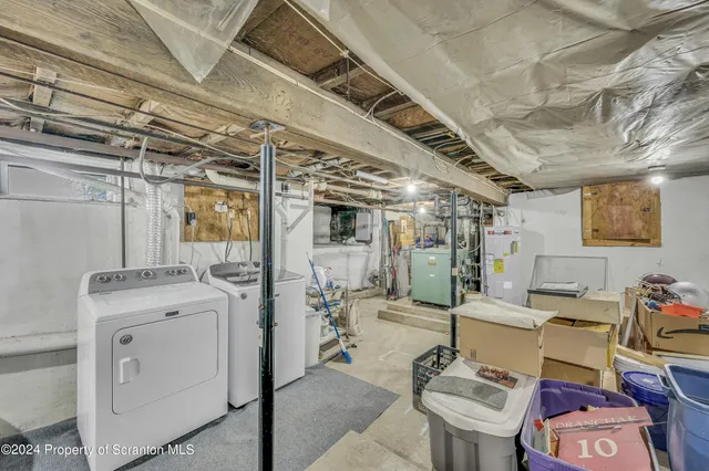 $220,000 | 112 East Taylor Street, Taylor, PA 18517