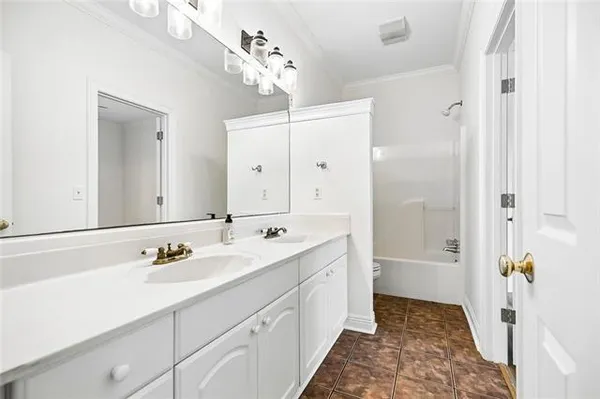 $287,900 | 2442 Brentwood Drive, Baton Rouge, LA 70809