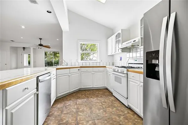 $287,900 | 2442 Brentwood Drive, Baton Rouge, LA 70809