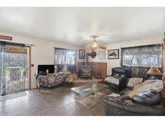 $839,900 | 38742 Scravel Hill Road Northeast, Albany, OR 97322