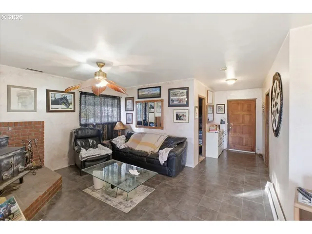 $839,900 | 38742 Scravel Hill Road Northeast, Albany, OR 97322