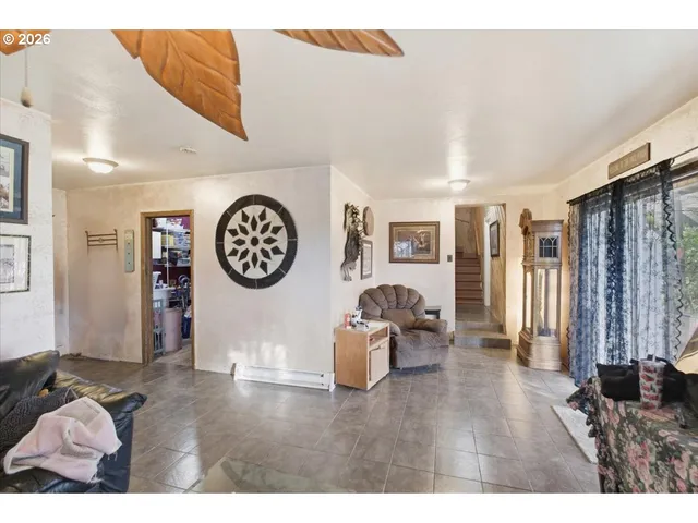 $839,900 | 38742 Scravel Hill Road Northeast, Albany, OR 97322