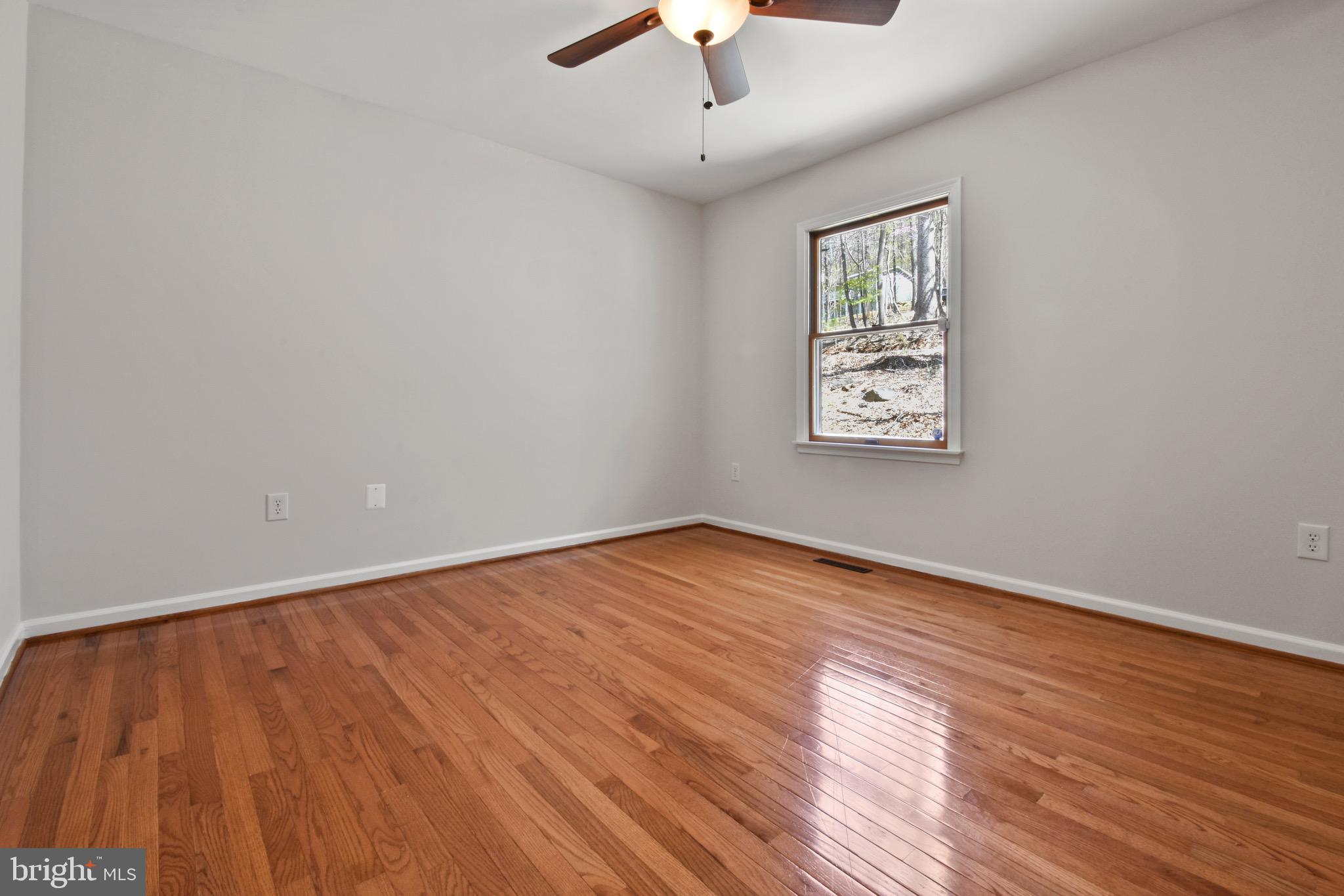 239 Doom Peak Road Linden, VA 22642 - Photo 14 of 30 Gallery Image 14