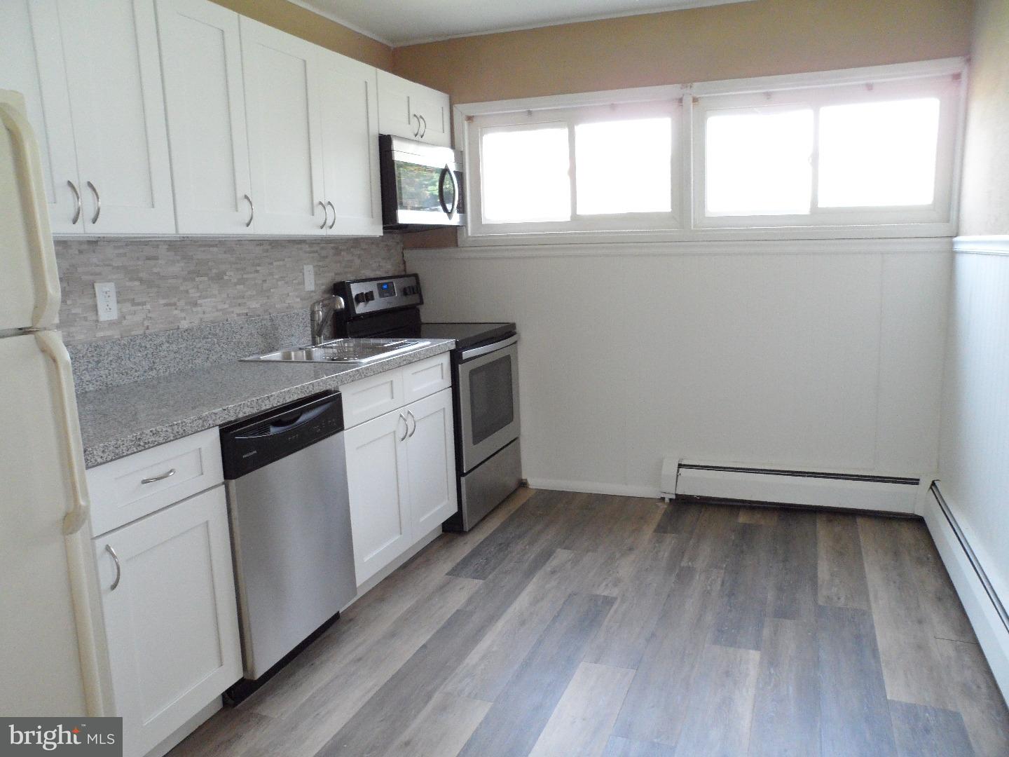 54 Woodbine Road Levittown, PA 19057 - Photo 1 of 24 Gallery Image 1