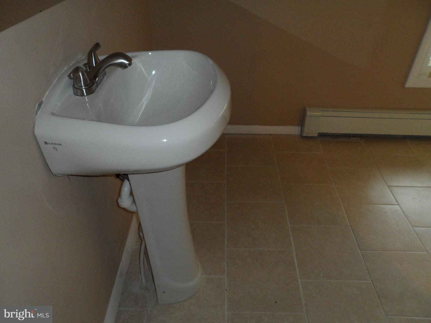 54 Woodbine Road Levittown, PA 19057 - Photo 12 of 24 Gallery Image 12