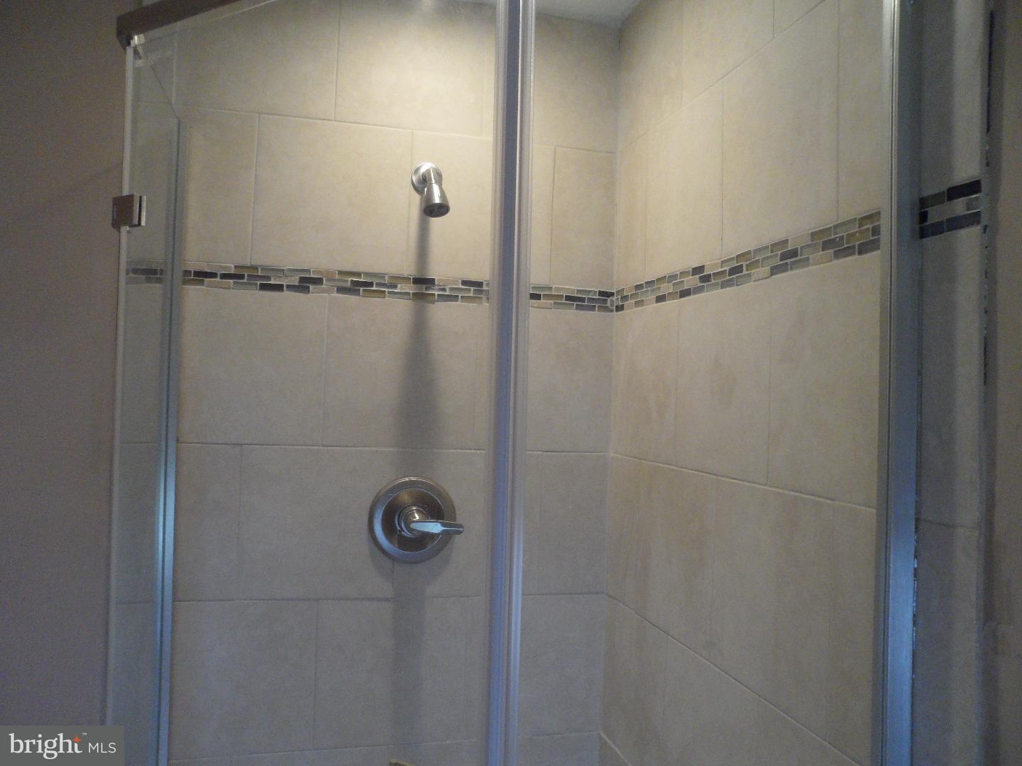 54 Woodbine Road Levittown, PA 19057 - Photo 16 of 24 Gallery Image 16