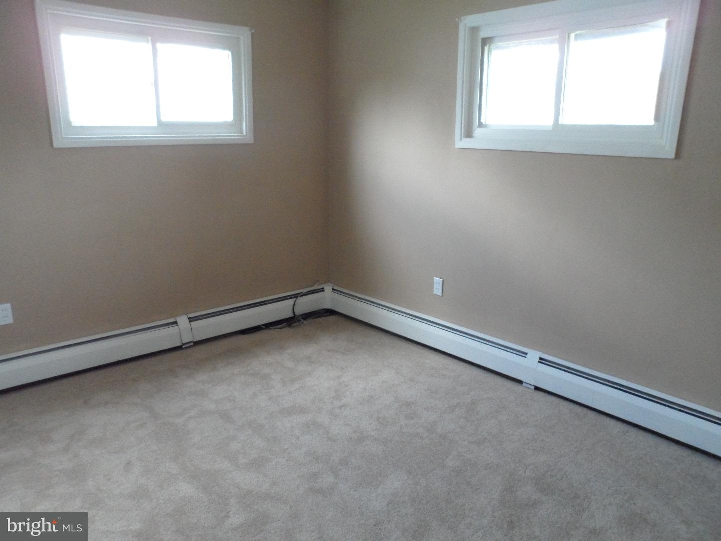 54 Woodbine Road Levittown, PA 19057 - Photo 8 of 24 Gallery Image 8