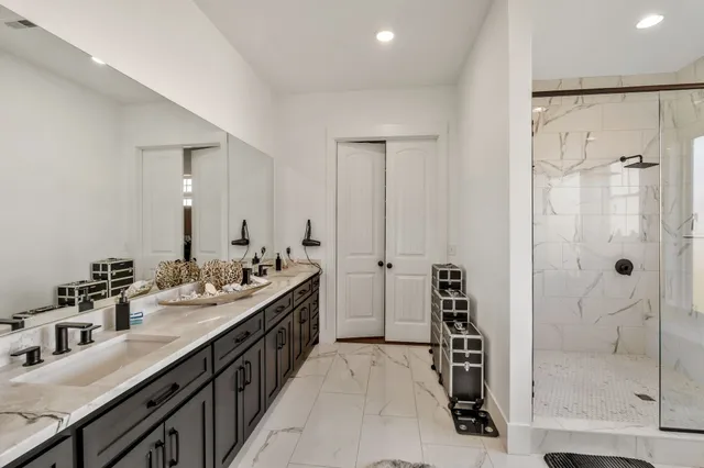 $1,065,000 | 128 Emma Street, Hohenwald, TN 38462