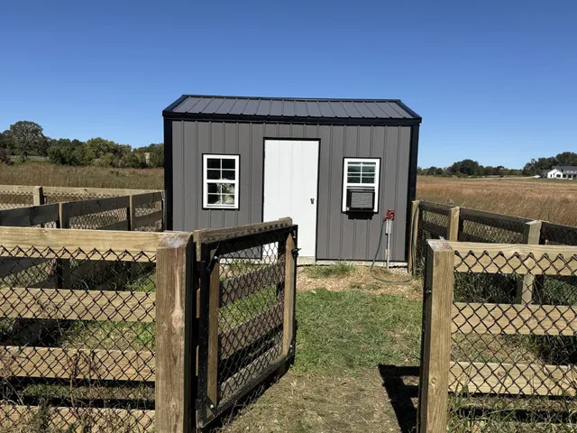 $1,065,000 | 128 Emma Street, Hohenwald, TN 38462