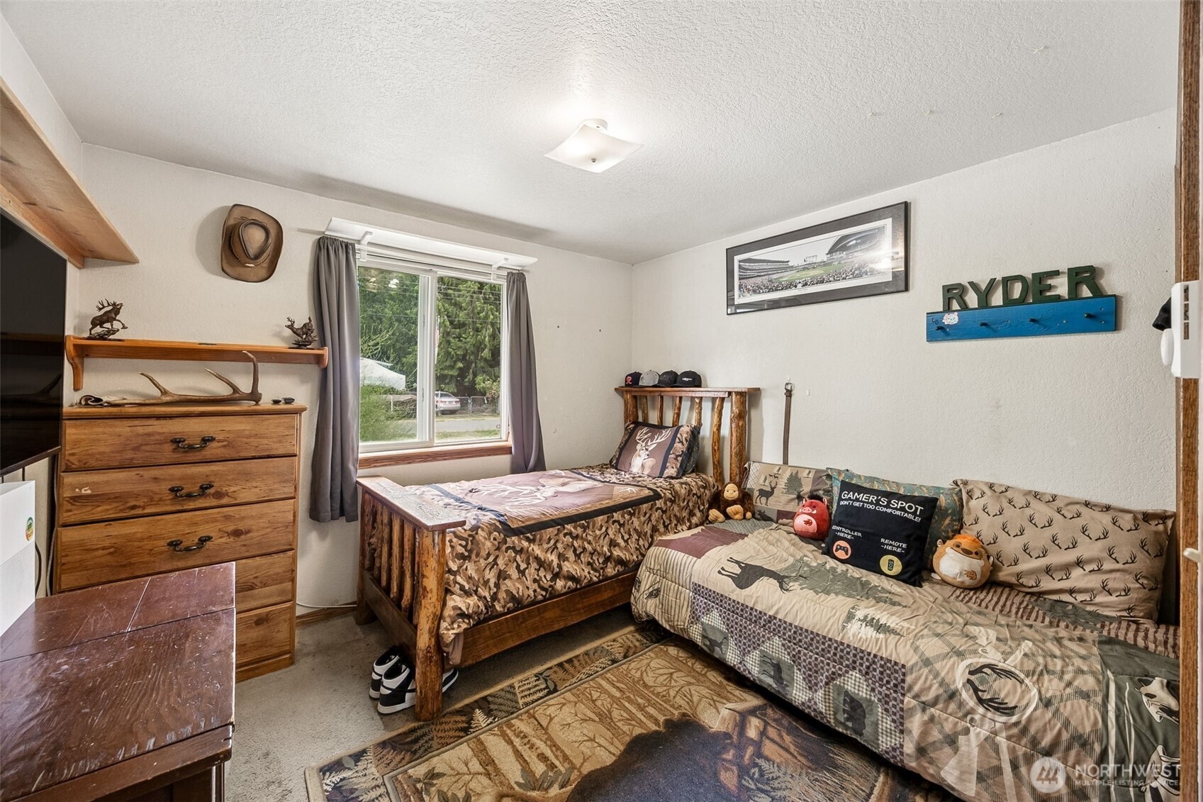 17112 Kinnikinnick Court Southeast Yelm, WA 98597 - Photo 11 of 25 Gallery Image 11