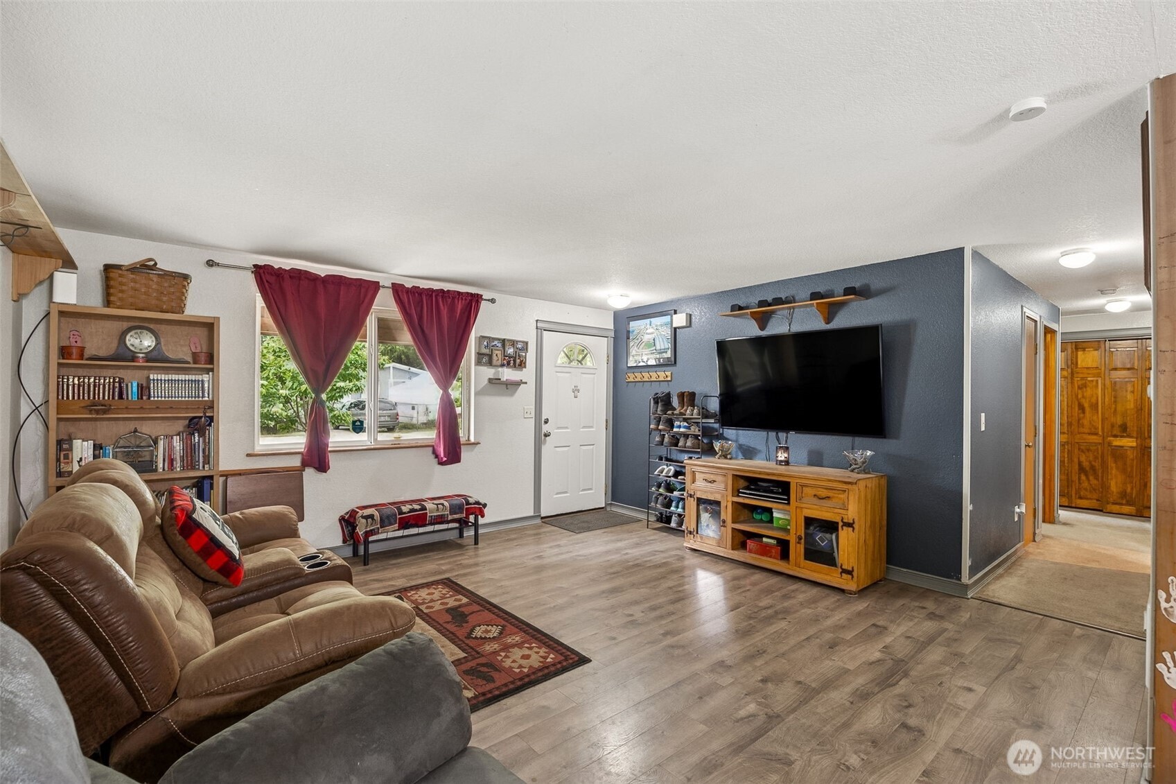 17112 Kinnikinnick Court Southeast Yelm, WA 98597 - Photo 4 of 25 Gallery Image 4