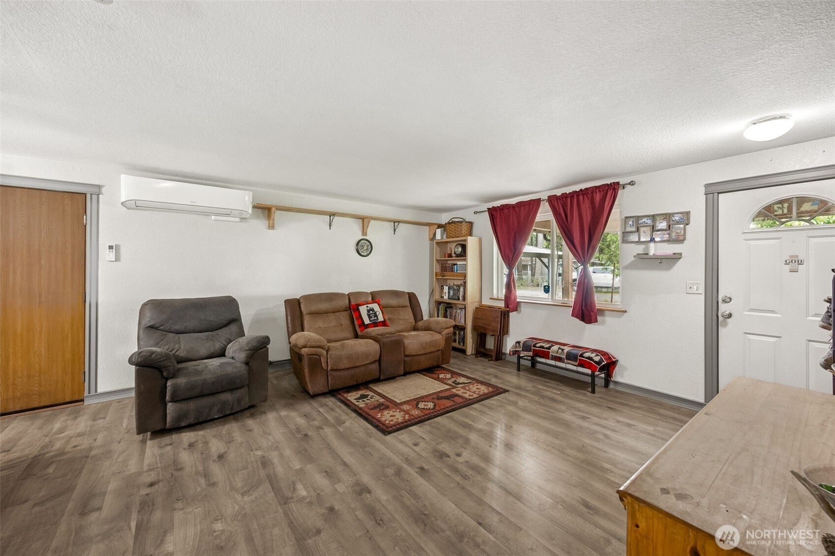 17112 Kinnikinnick Court Southeast Yelm, WA 98597 - Photo 5 of 25 Gallery Image 5