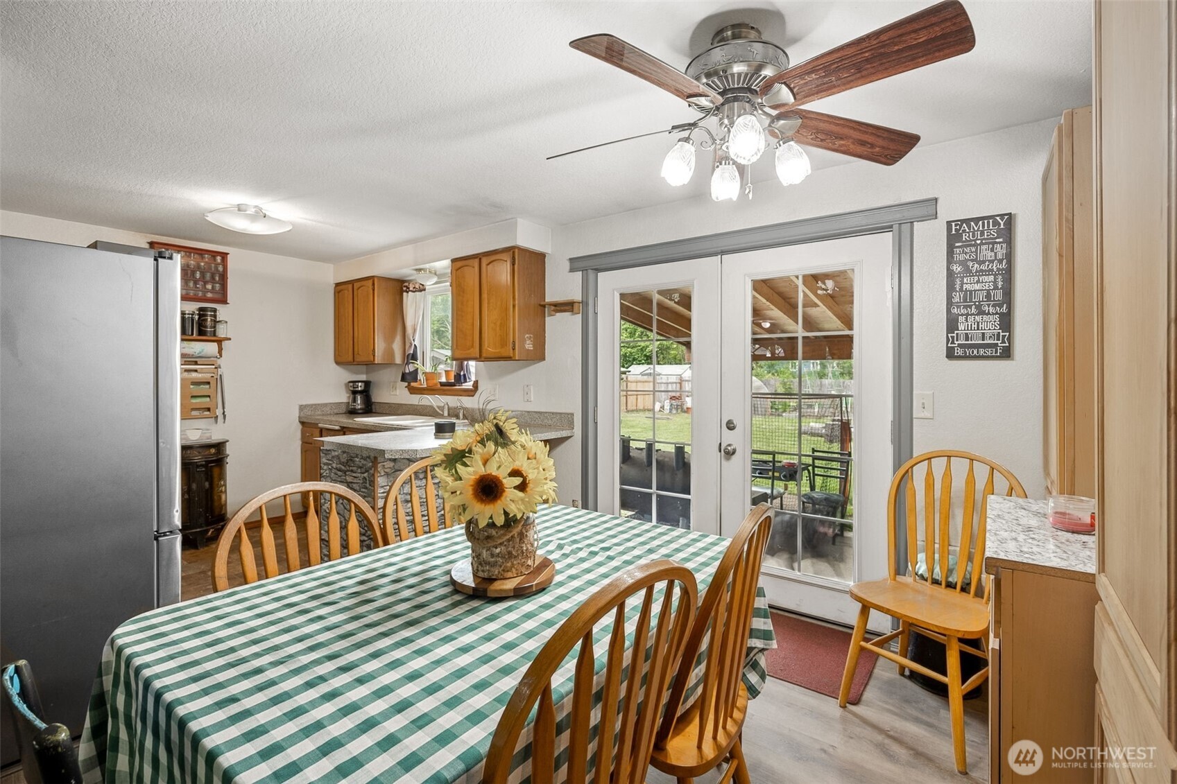 17112 Kinnikinnick Court Southeast Yelm, WA 98597 - Photo 7 of 25 Gallery Image 7