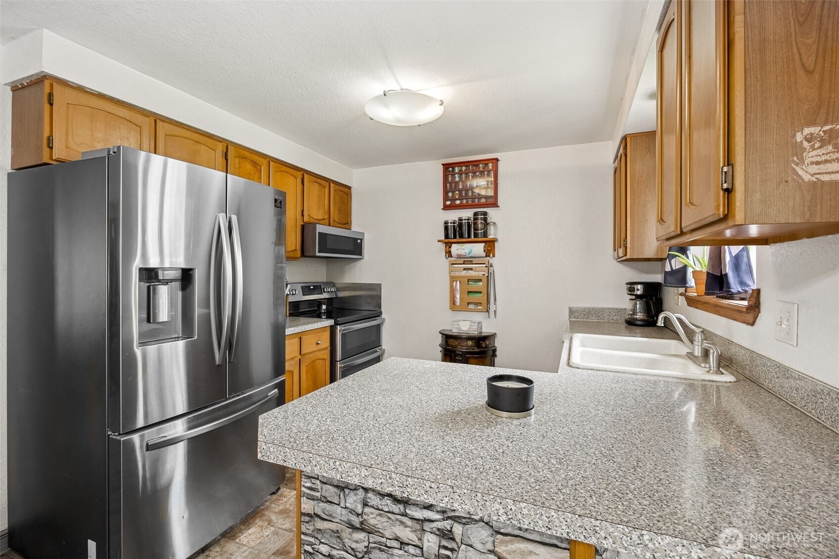 17112 Kinnikinnick Court Southeast Yelm, WA 98597 - Photo 8 of 25 Gallery Image 8
