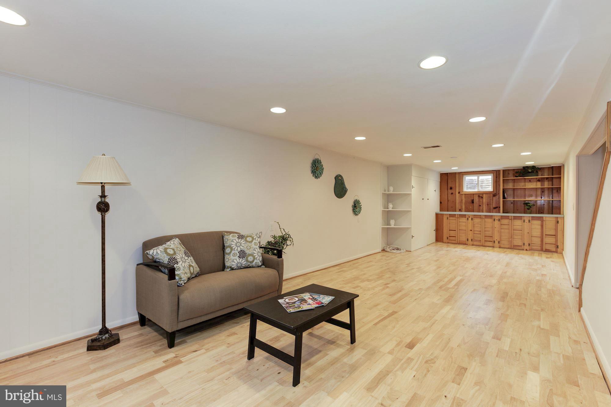 1705 Brisbane Street Silver Spring, MD 20902 - Photo 18 of 27 Family Room/Rec Room