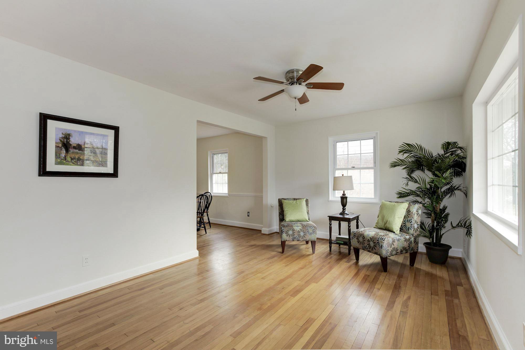 1705 Brisbane Street Silver Spring, MD 20902 - Photo 4 of 27 Living Room