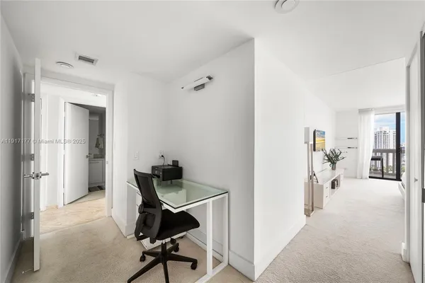 $7,500 | 1000 West Island Boulevard, Unit 2407, Aventura, FL 33160